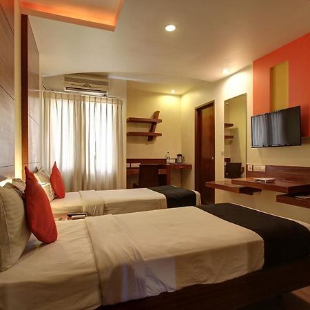 Capital O 80566 Hotel Mayank Bilaspur (Chhattisgarh) Exterior photo